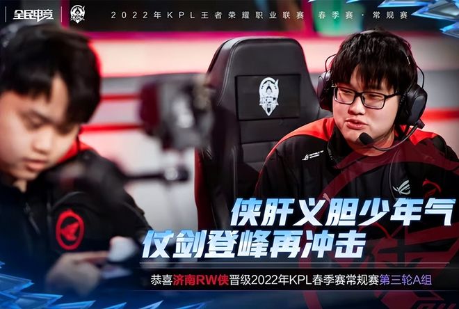 [图]英超-萨拉赫双响 利物浦3-2客胜南安普敦8分领跑.